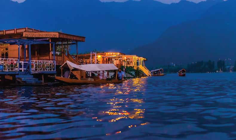 House Boat Package